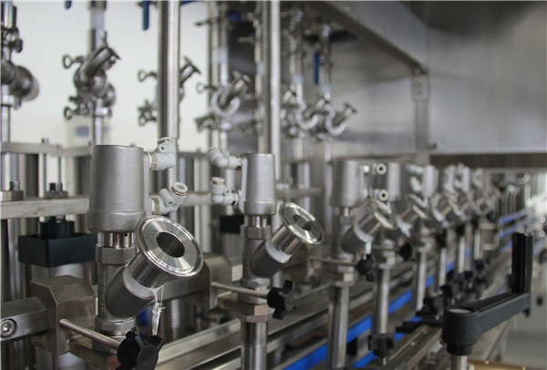 Alta rendebla manĝebla botelo-oleo pleniganta maŝino